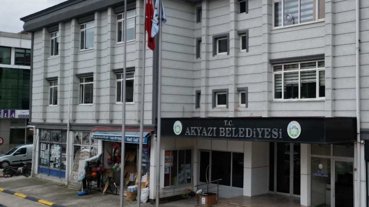 Akyazı Belediyesi’nde görev dağılımı belli oldu