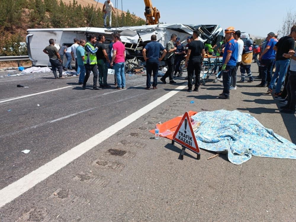 İHA muhabirlerinin de hayatını kaybettiği TAG Otoyolu’ndaki feci kazada gerekçeli karar açıklandı
