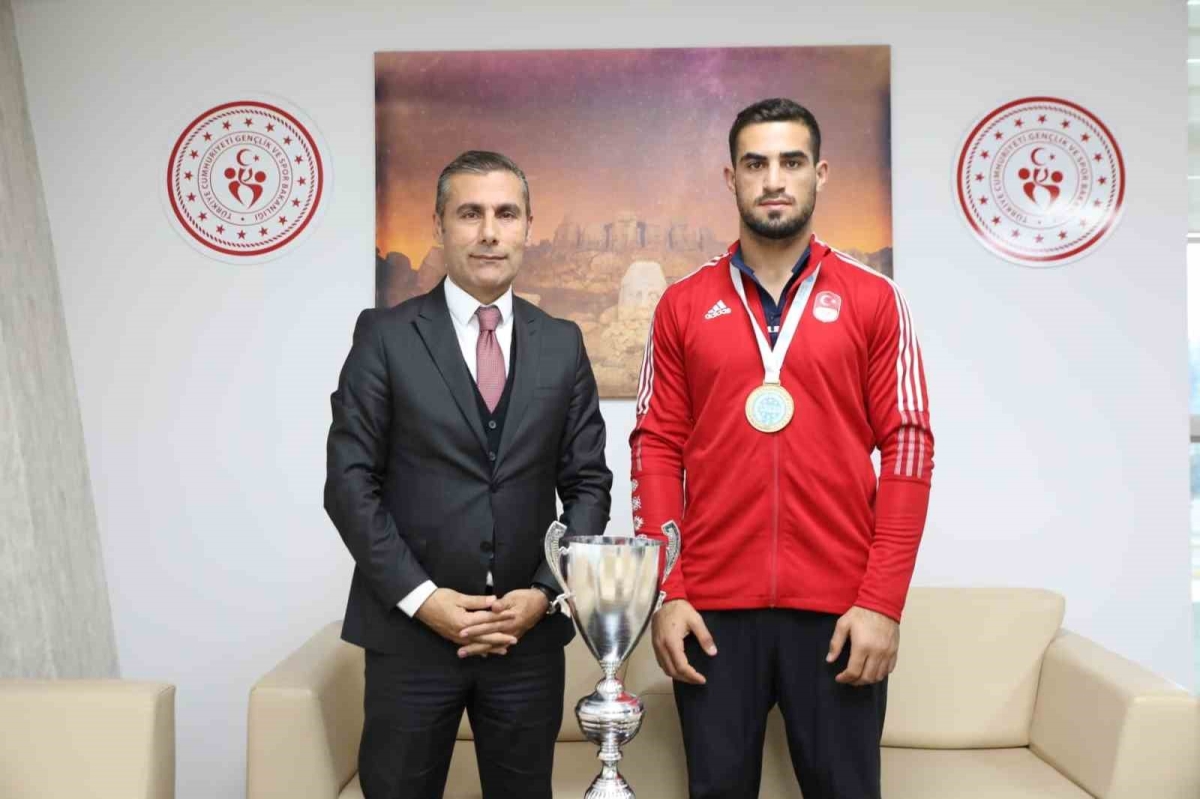 Adıyamanlı sporcu dünya şampiyonu oldu
