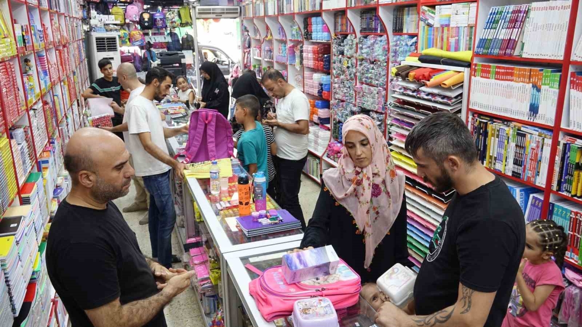 Kırtasiyelerde hareketlilik başladı
